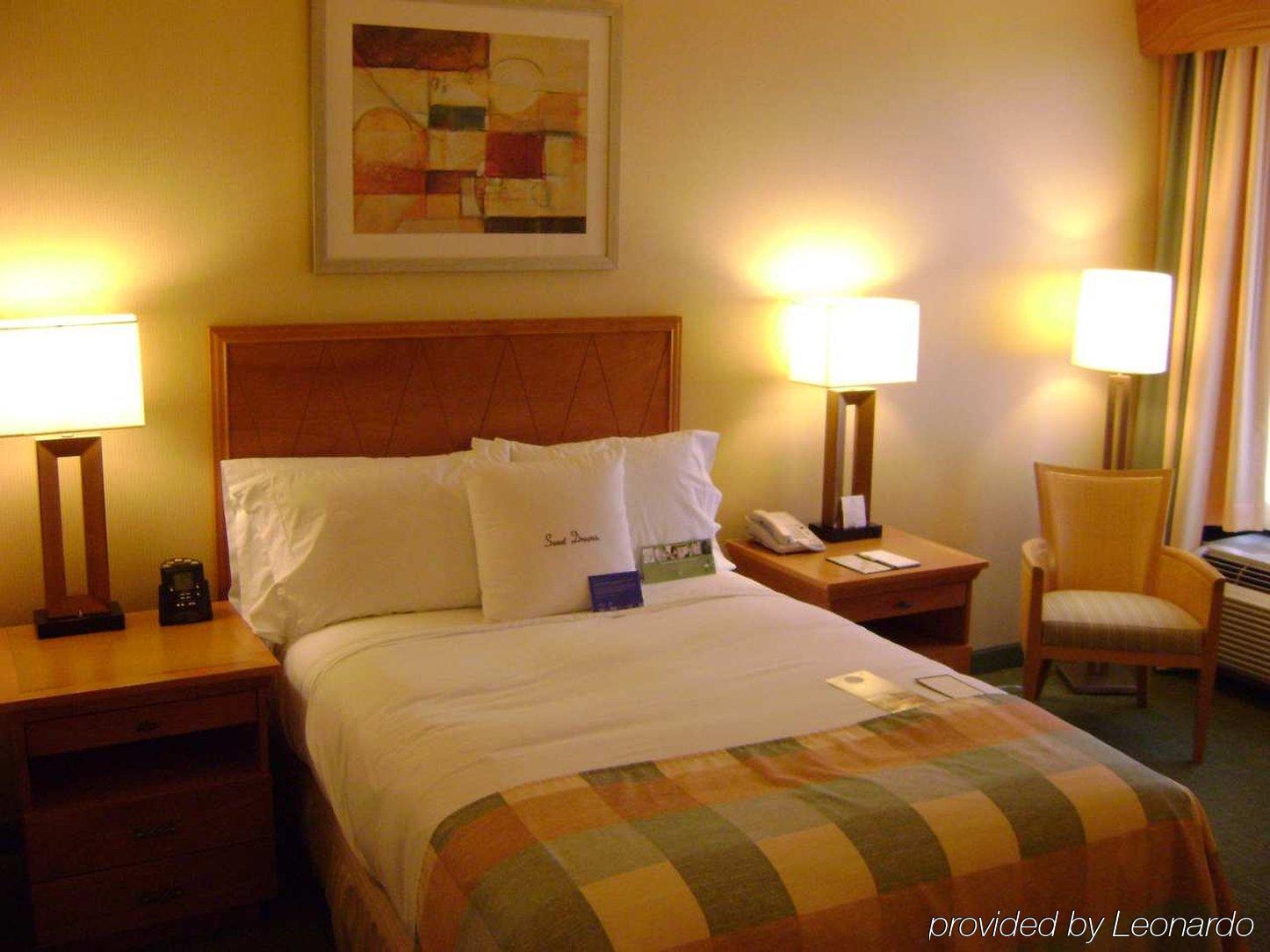 Wyndham Columbus Hotel Worthington Ruang foto